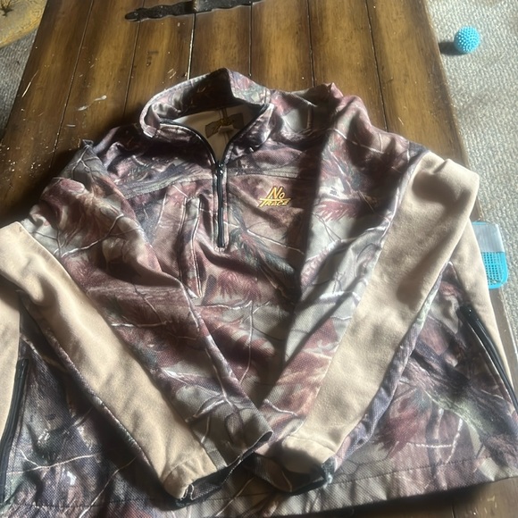 Jacket - Picture 1 of 4